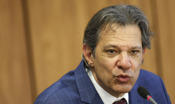 AGU recorre ao STF para derrubar desoneração de setores e municípios