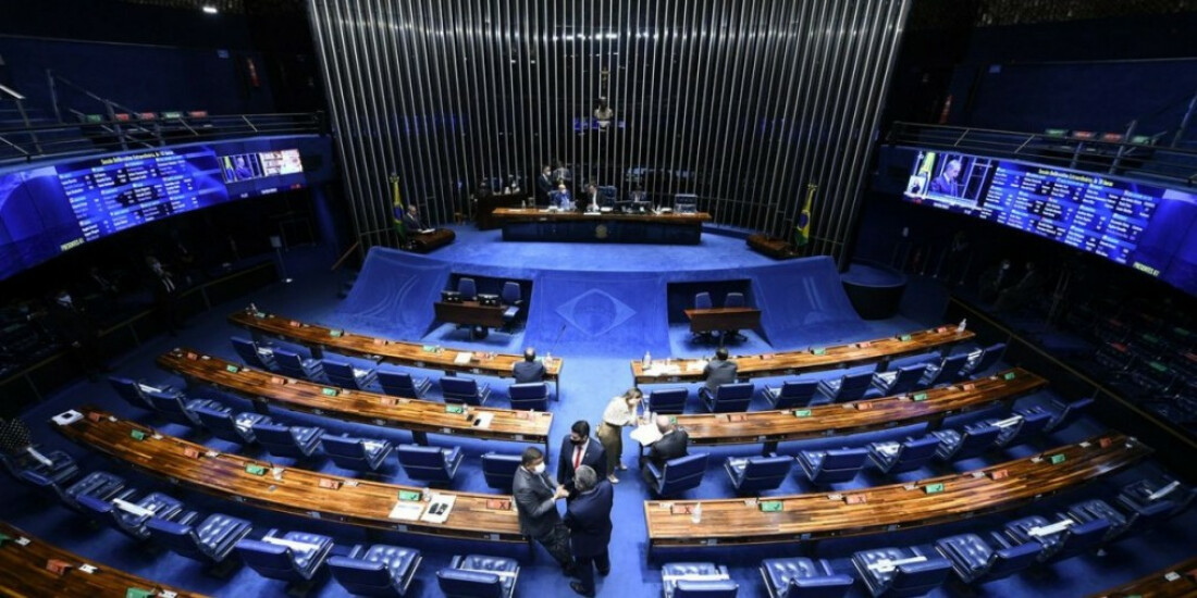 Senado aprova primeiro turno da PEC da Transição