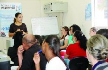 Ferraz tem 200 vagas em cursos