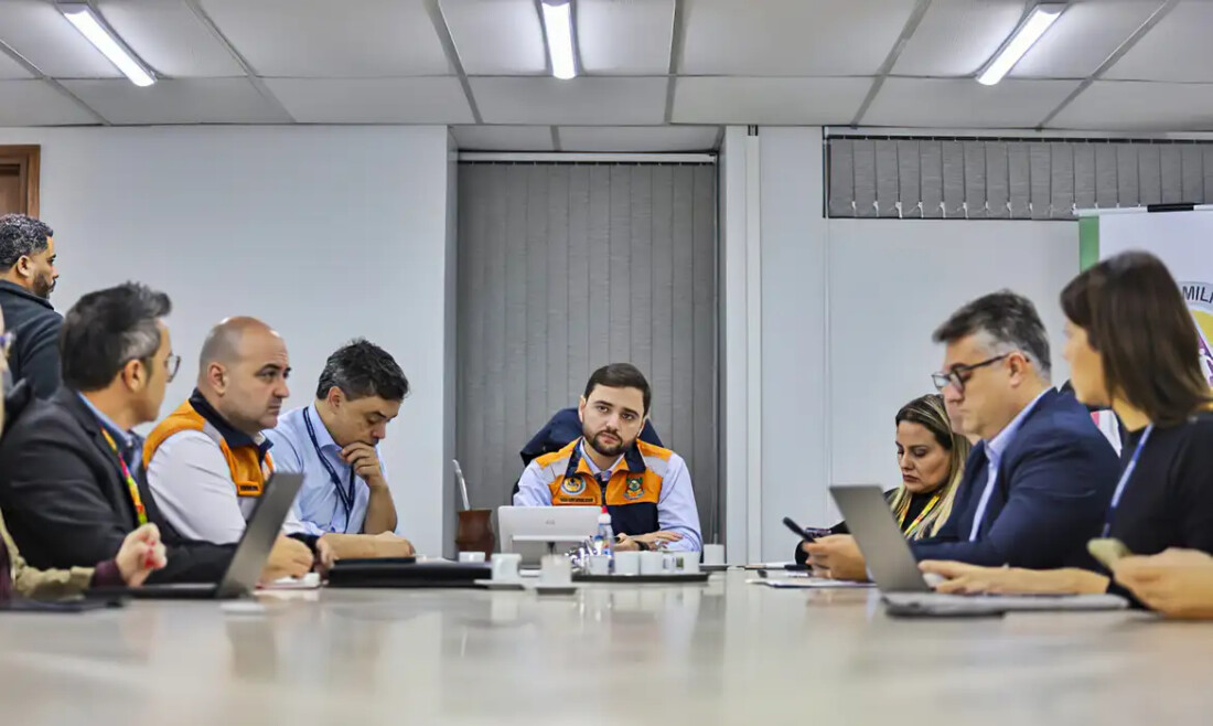 Chuva leva governo gaúcho suspender aulas da rede pública estadual