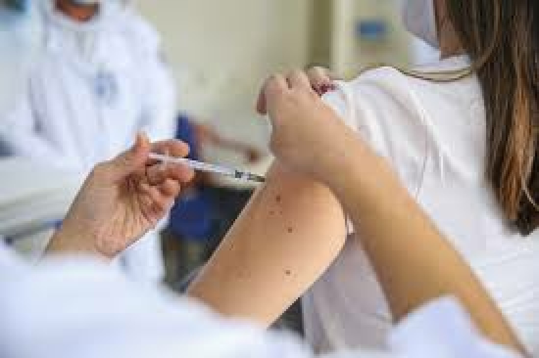 Vacinação contra a gripe já está disponível para toda a população em Poá