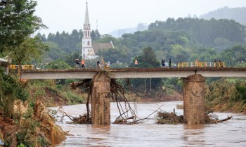 Correios recebem doações para vítimas das chuvas no Rio Grande do Sul