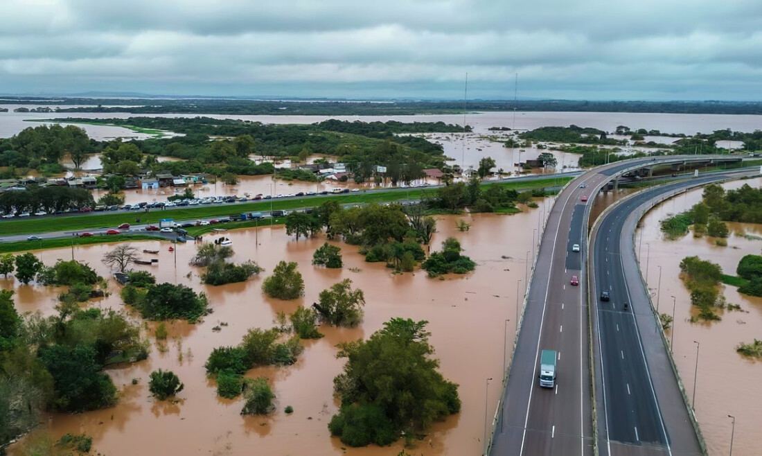 Defesa civil pede a civis que não subam drones no Rio Grande do Sul