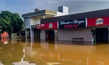 Cheia do Rio Uruguai alaga municípios do noroeste do Rio Grande do Sul