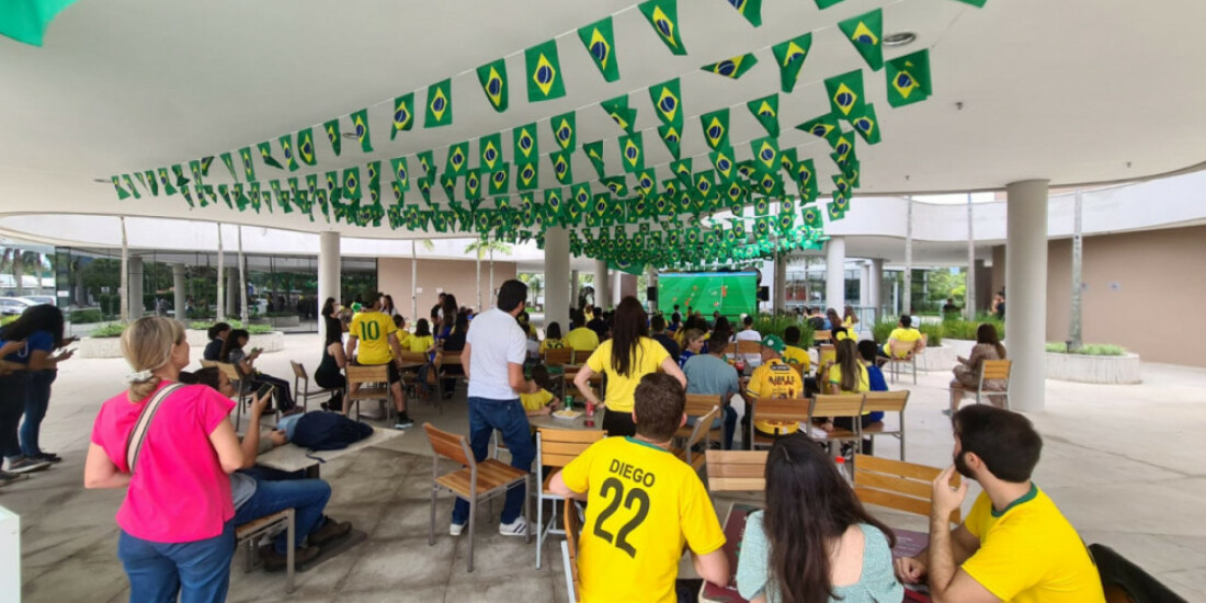 ComVem Patteo Mogilar transmite Brasil e Croácia em telão