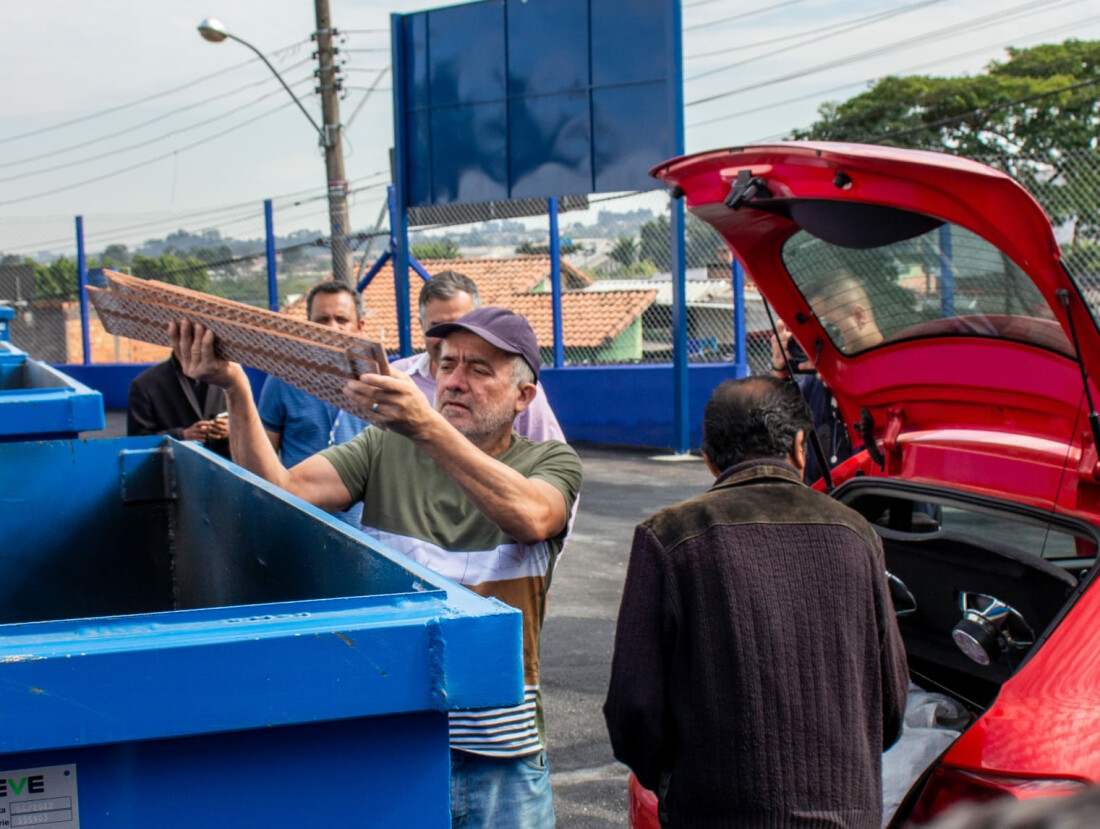 Ecopontos de Itaquá recebem 1,5 mil caçambas de materiais em três meses