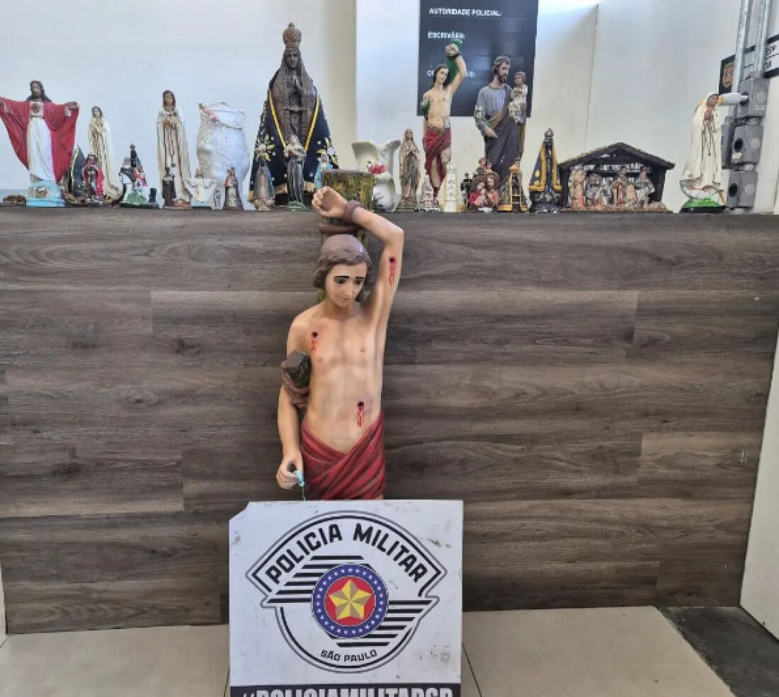 Polícia Mlitar prende indivíduos por furto a capela de São Sebastião, no centro de Mogi
