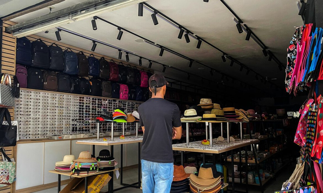 Após apagões, Enel anuncia investimentos e contratação de funcionários