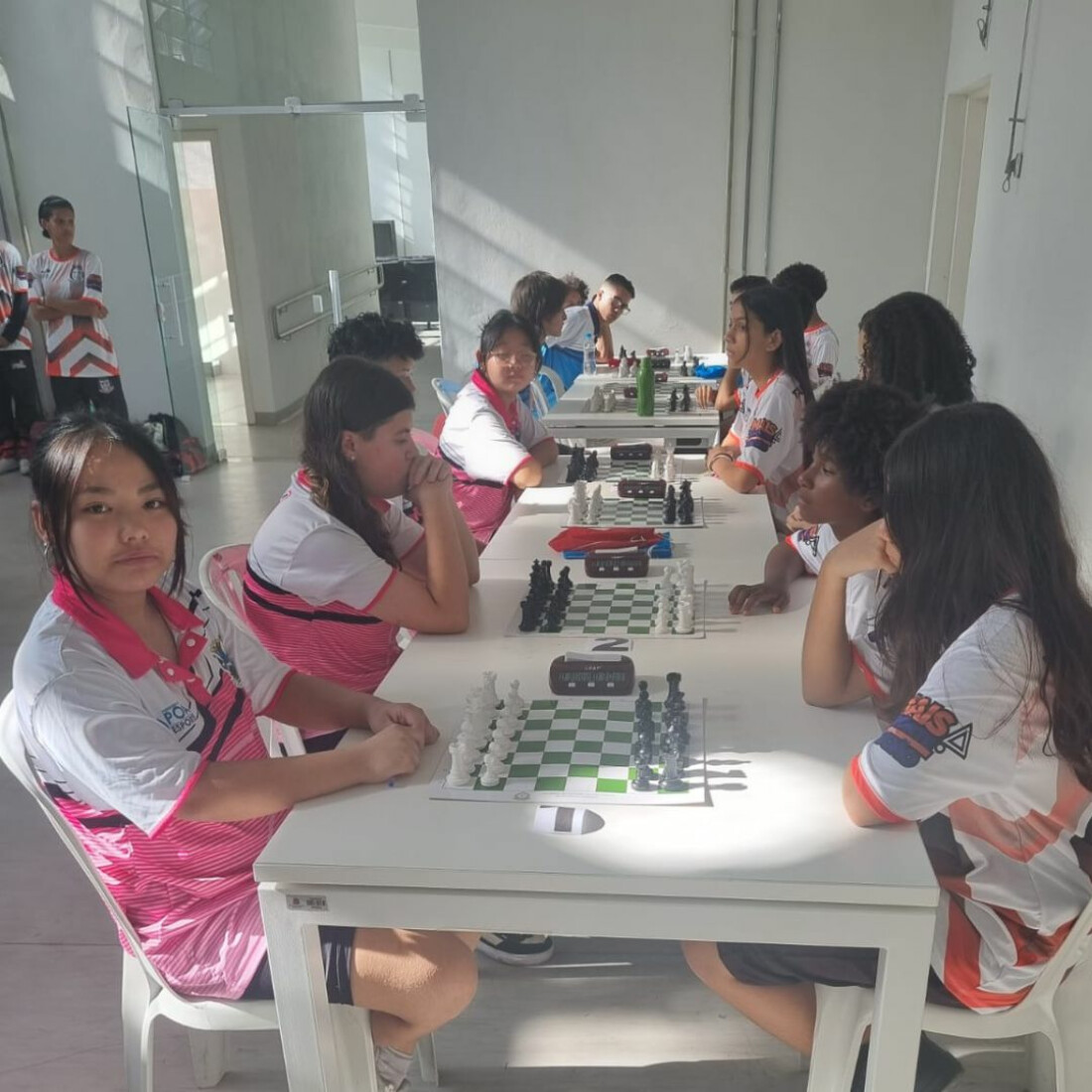 Equipe de tênis de Poá se classifica para a final estadual dos Jogos Abertos