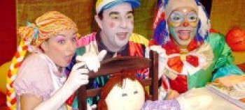 Grupo Ala encena "Casa de Brinquedos" na terça