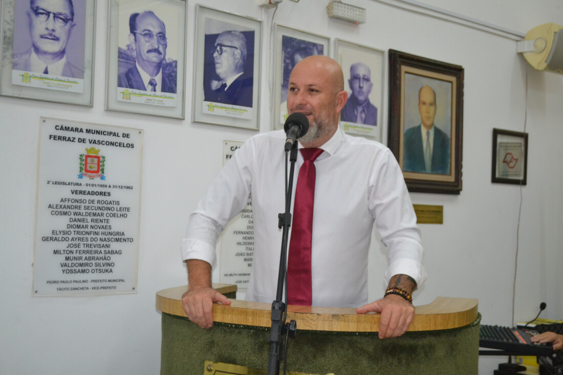 Animais domésticos poderão visitar pacientes internados em hospitais de Ferraz 