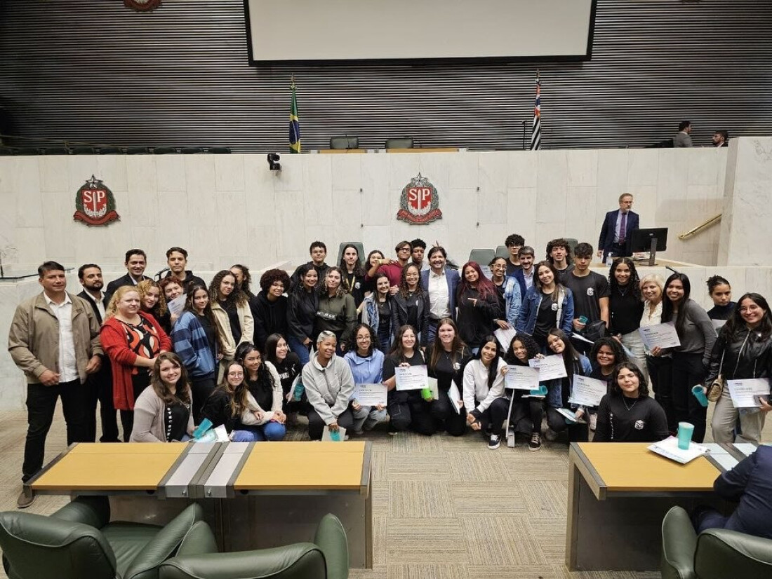 Suzano participa do lançamento do projeto ‘Democracia Jovem 2024’