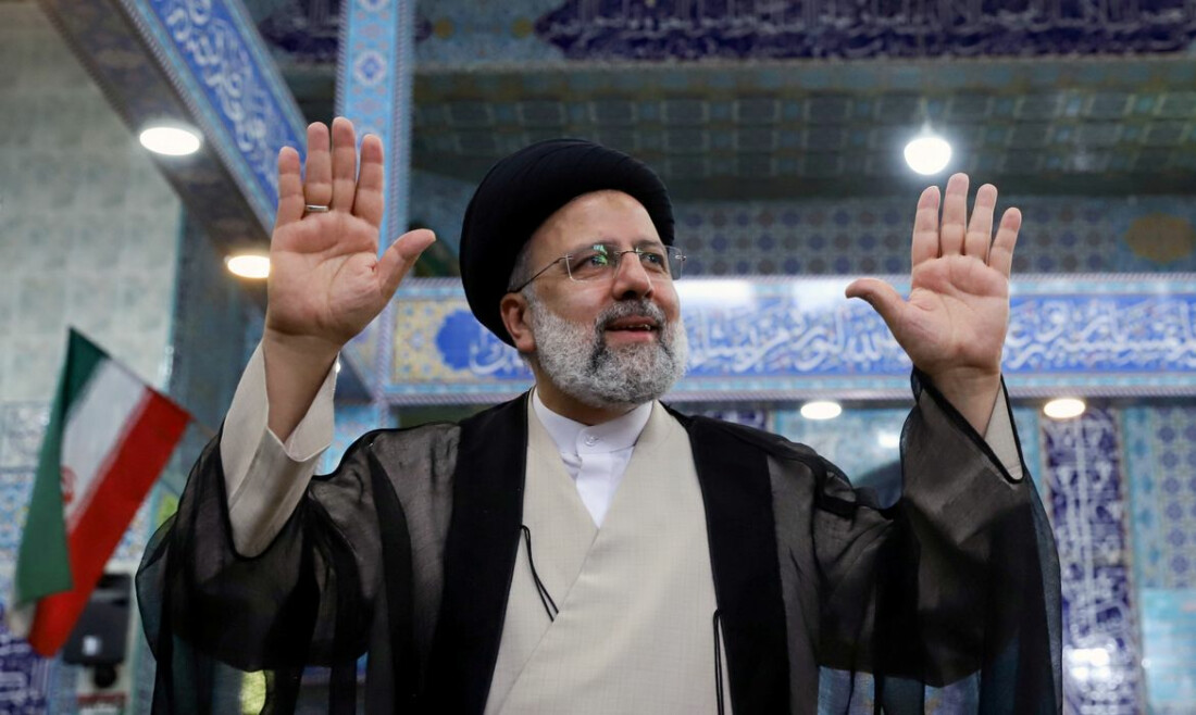 Helicóptero que transportava presidente do Irã cai nas montanhas