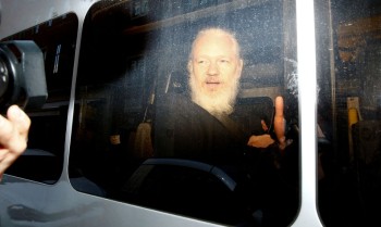 Assange recebe permissão para recorrer contra extradição para os EUA