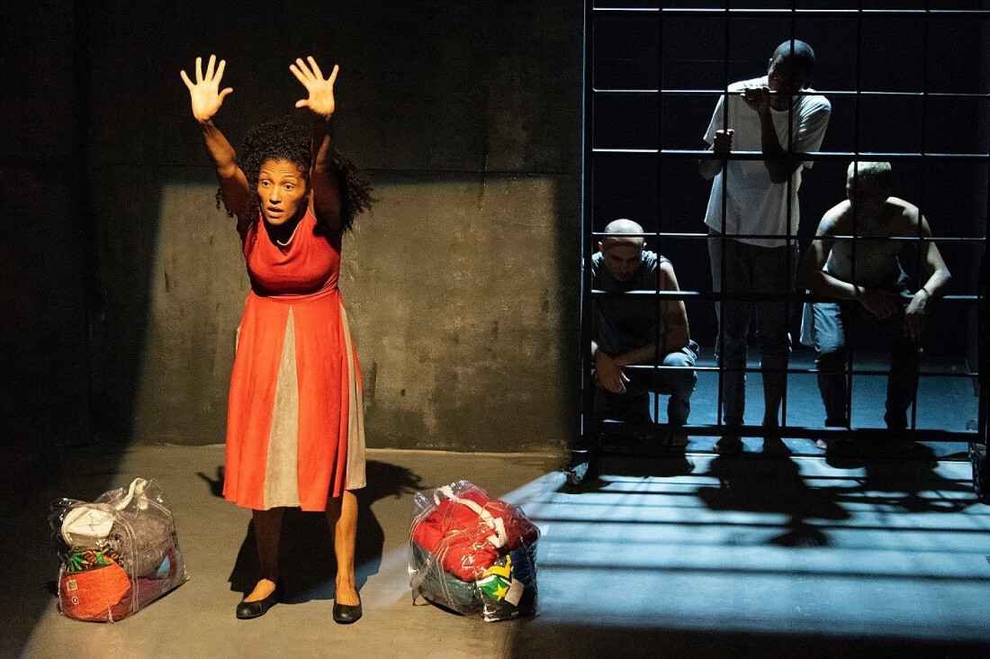 Companhia Heliópolis apresenta espetáculo 'Cárcere' em Suzano 