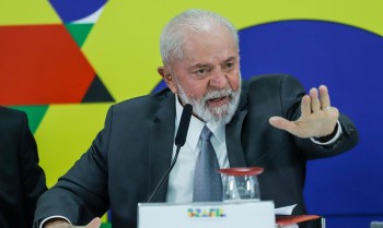 Lula sanciona lei que garante sigilo de vítima de violência doméstica