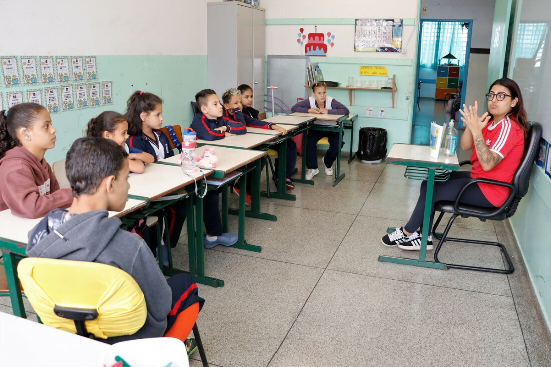 Polo de Libras em Suzano, escola da Vila Sol Nascente recebe melhorias e equipamentos