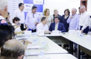 Ferraz será 1ª cidade a receber novo programa social do Estado