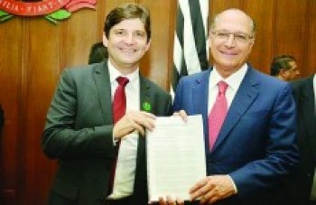 Prado: "Lei será sancionada dia 1º"