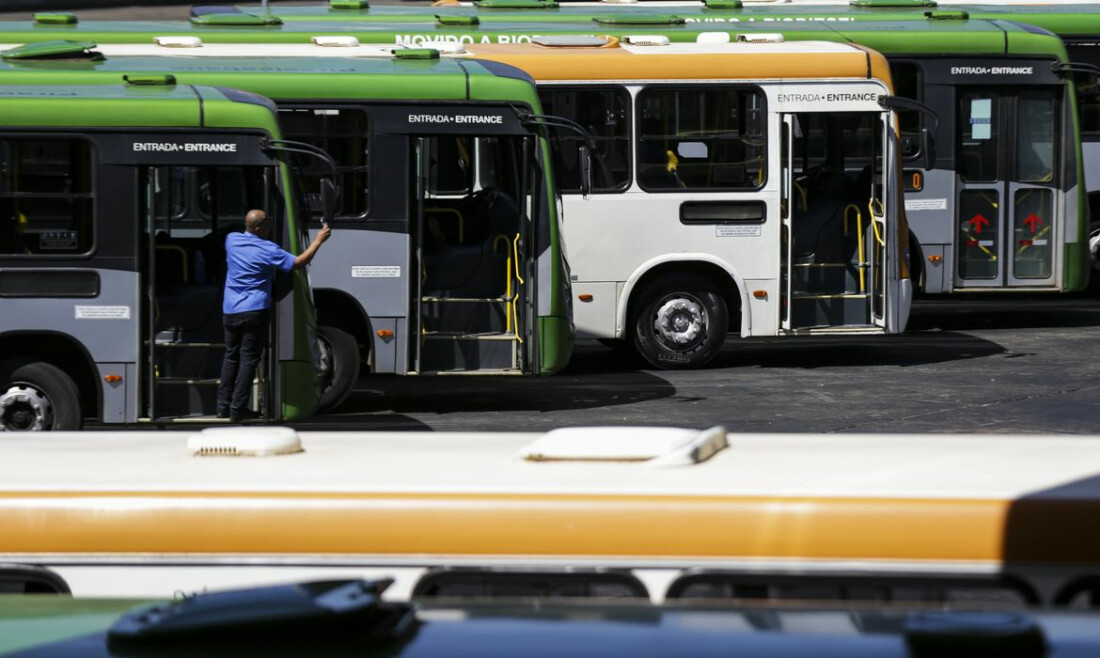 Cartão facilita acesso de pessoas com deficiência a transportes no Rio