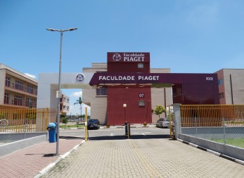 Farmácia Universitária Solidária recebe quase 440 quilos de medicamentos