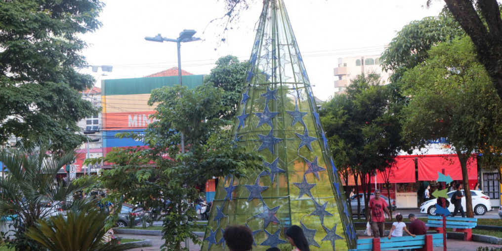 Prefeitura lança decoração de Natal