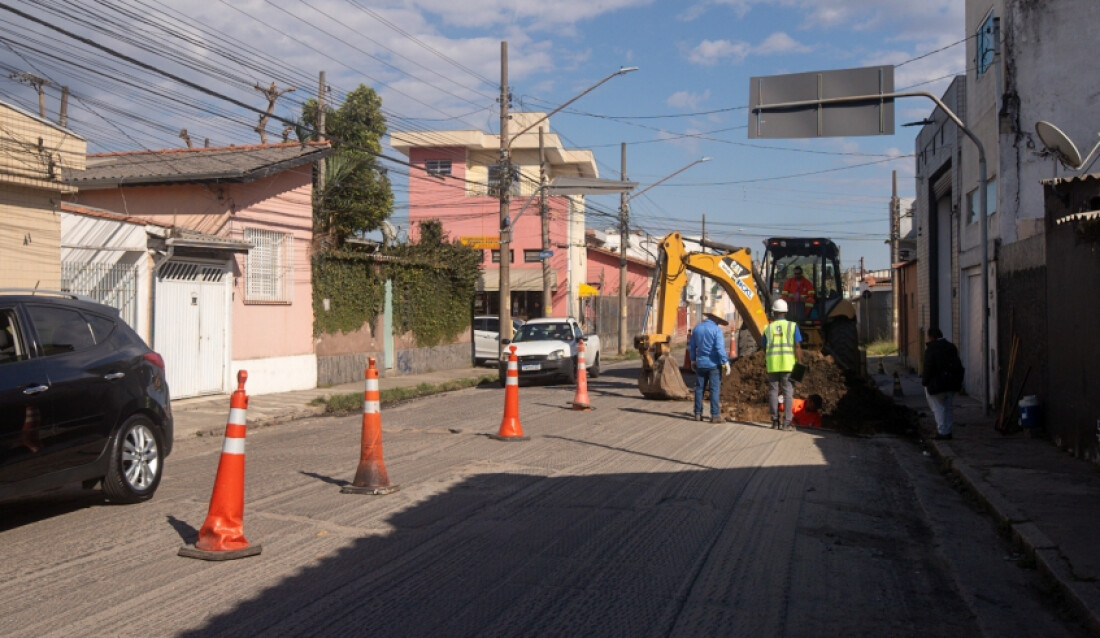 Obras do Programa Nova Mogi seguem em trecho da Rua Casarejos