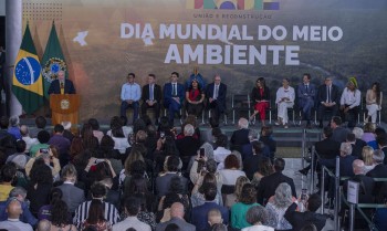 Leite pede ao governo programa para manutenção de empregos no RS
