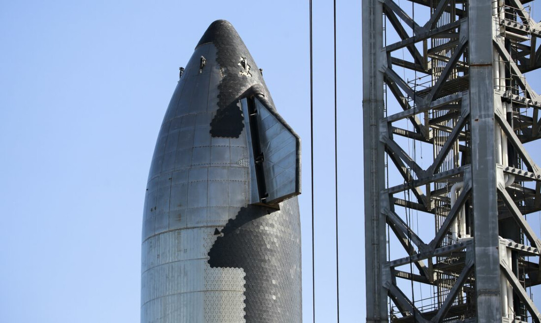 SpaceX lança foguete gigante ao espaço em quarto voo de teste