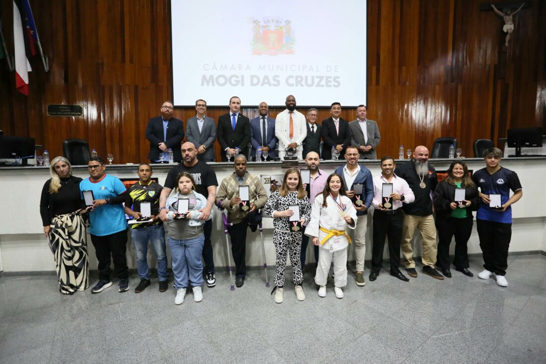 Câmara de Mogi entrega Medalha Destaque Esportivo 2024