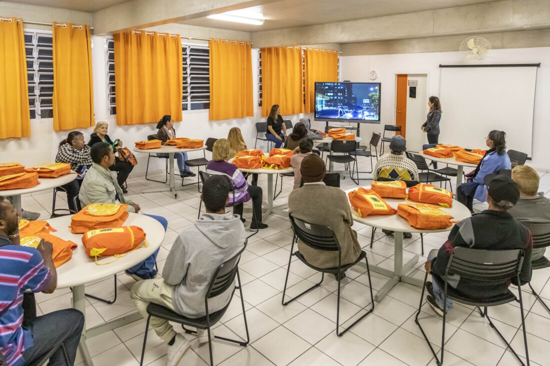 Guararema oferece Programa Alfabetização Solidária para jovens e adultos