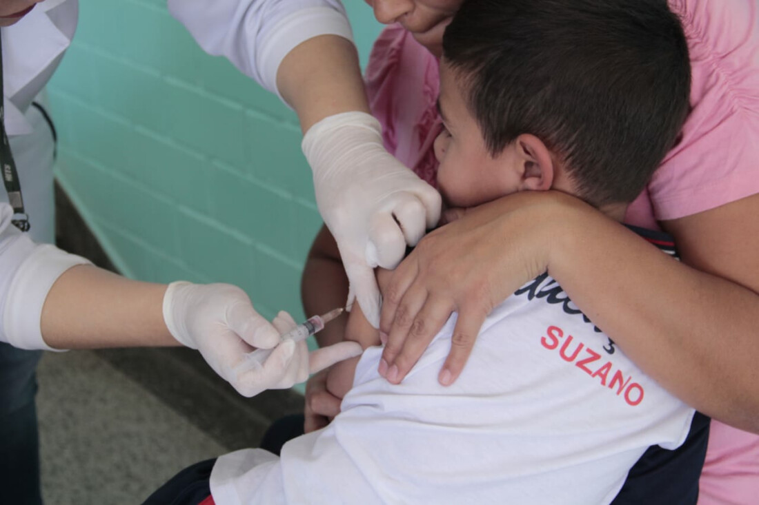 Saúde de Suzano aplica mais de 4 mil doses durante o 'Dia D'