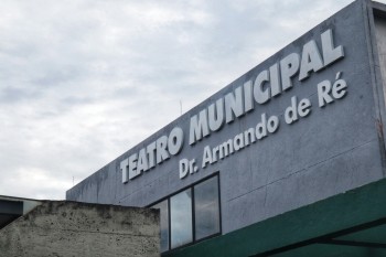 Teatro Dr. Armando de Ré recebe o espetáculo ‘Xandú Quaresma’