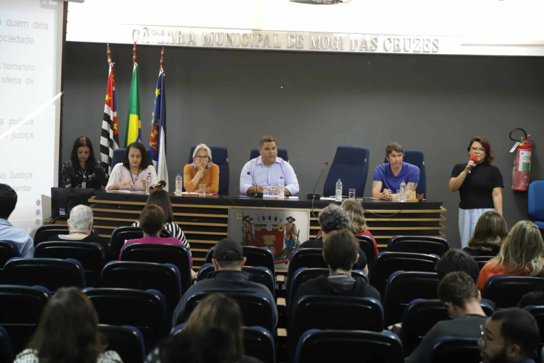 Câmara recebe equipe de Assistência Social para prestação de contas