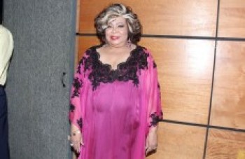 Alcione grava para série "Mister Brau"