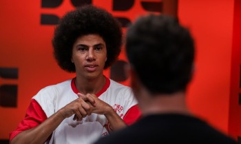 Demori recebe Renato Freitas para um papo sobre política e racismo