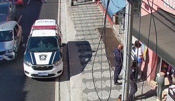 GCM de Mogi prende acusado de furto em loja com auxílio do COI