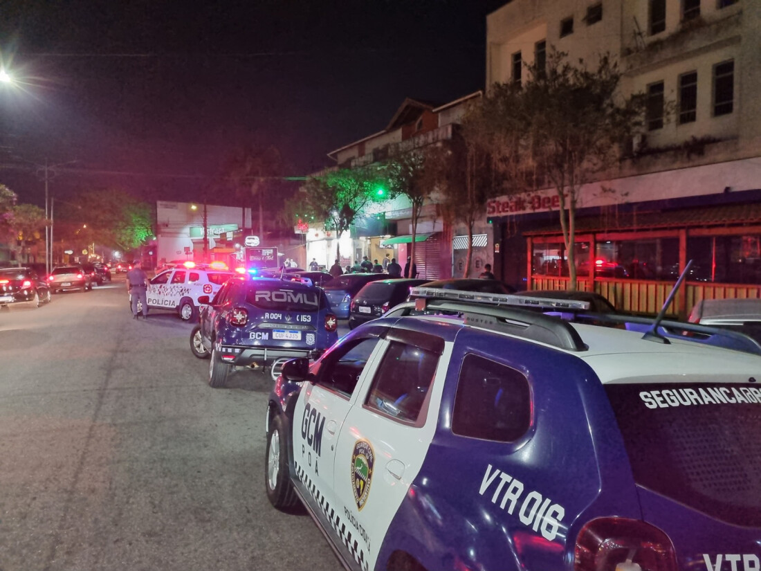 Operação “Poá Legal” fecha dois estabelecimentos e notifica seis