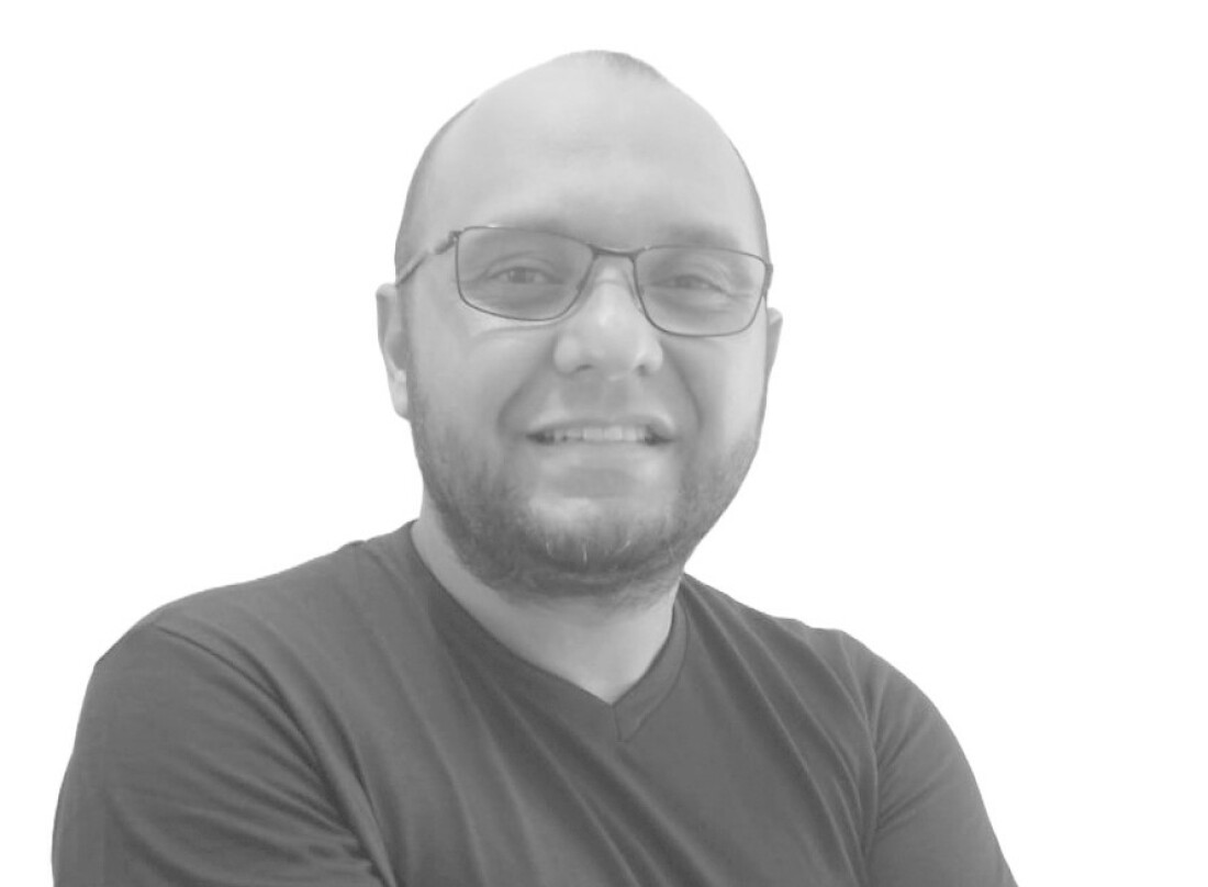 Defunto intelectual é do Brasil!