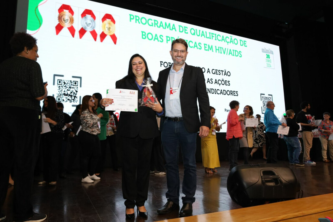 Saúde de Suzano recebe certificação estadual por boas práticas em HIV/Aids