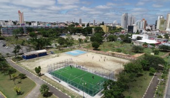 Parque Botyra recebe quatro novas quadras de esportes de areia neste domingo (30)