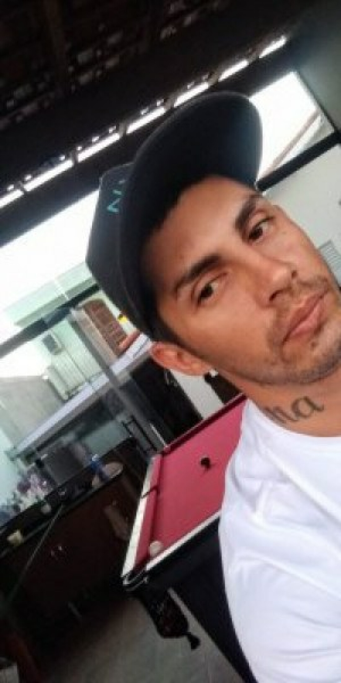 Jovem de 28 anos está desaparecido
