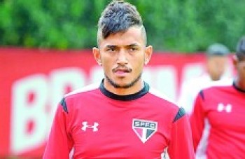São Paulo e Palmeiras duelam no Morumbi por um lugar no G4