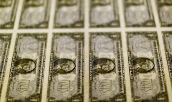 Valorização de títulos americanos eleva dólar no Brasil, diz professor