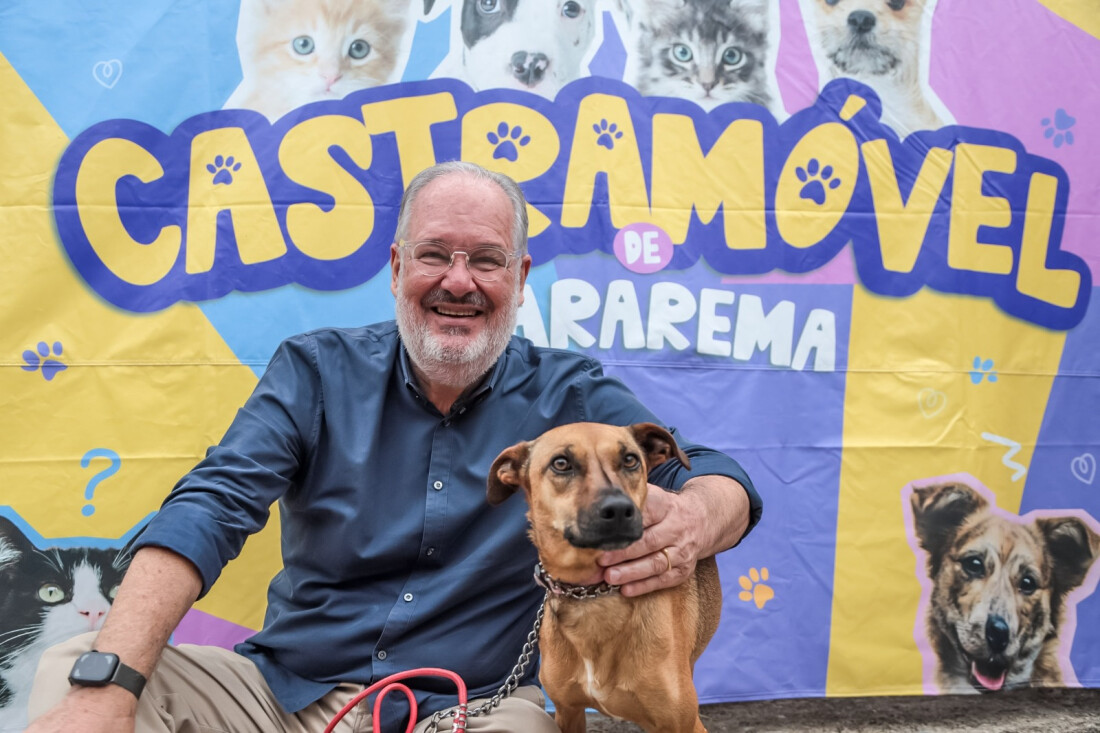 Guararema leva castração gratuita de cães e gatos com Castramóvel