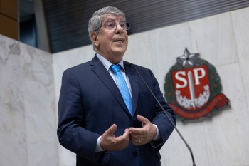 Alesp aprova projeto para regulamentar comércio e garantir bem-estar dos pets