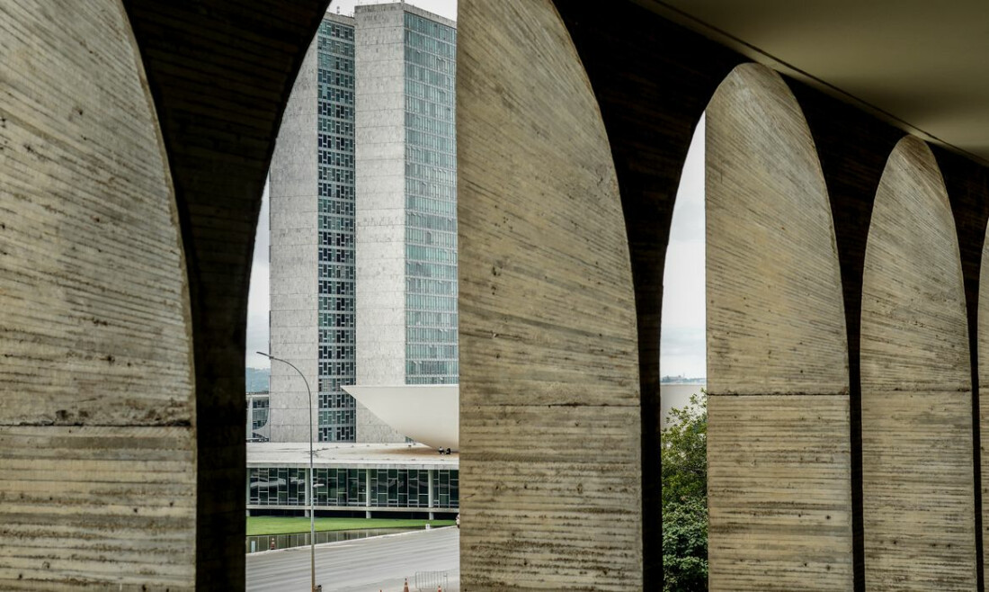 Pesquisadora vê “ataque à democracia” após aprovação de PEC na Câmara