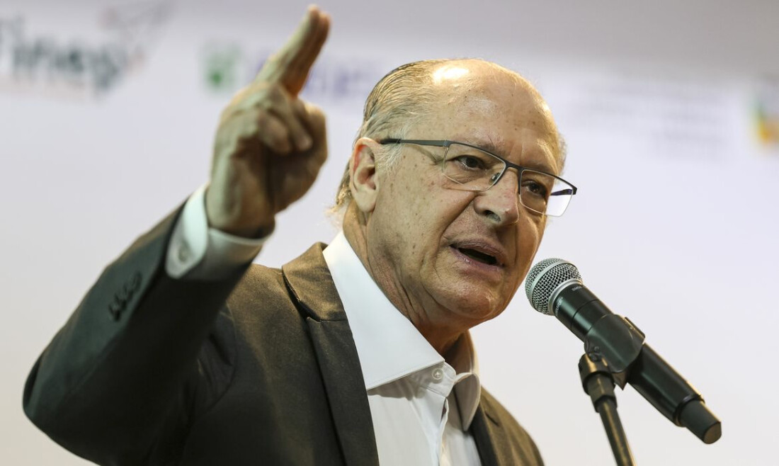 Alckmin diz que carga tributária não aumentou no governo Lula