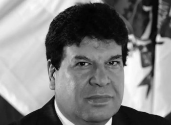 Ex-prefeito Roberto Marques é sepultado em Poá