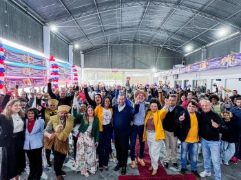 Convenção oficializa candidatura de Adriana do Hospital e Magrão em Itaquá 
